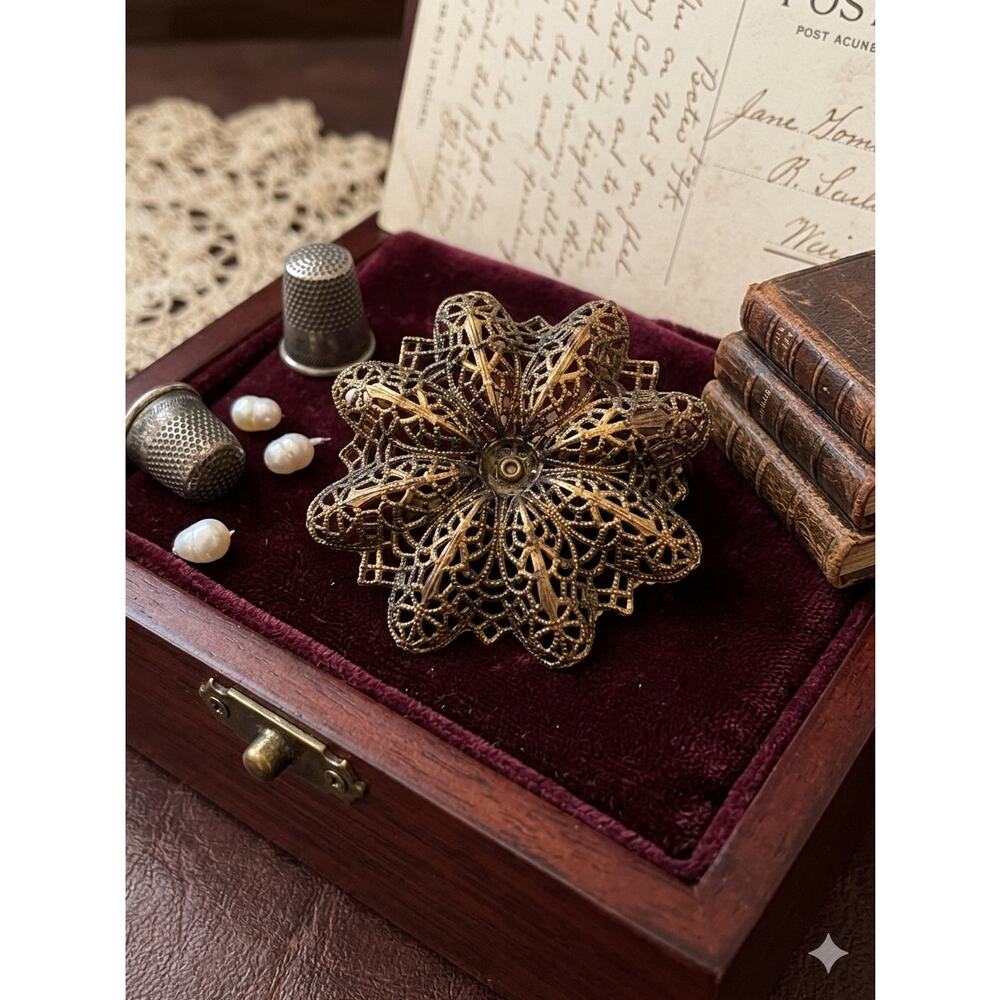 Vintage Filigree Tiered Flower Brooch | Mid-Century Gold-Tone Pin